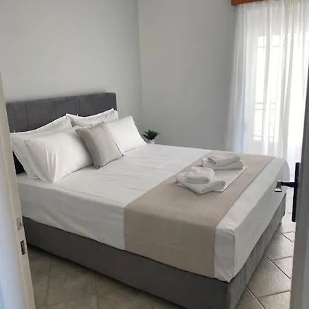 Appartamento Seaside In Glyfada-trizonia *
